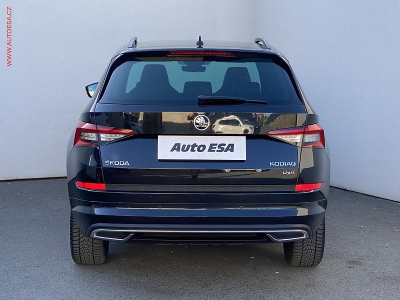 Škoda Kodiaq (2019) 2.0 TSi 4x4, SportLine, DSG - fotka 5 z 20