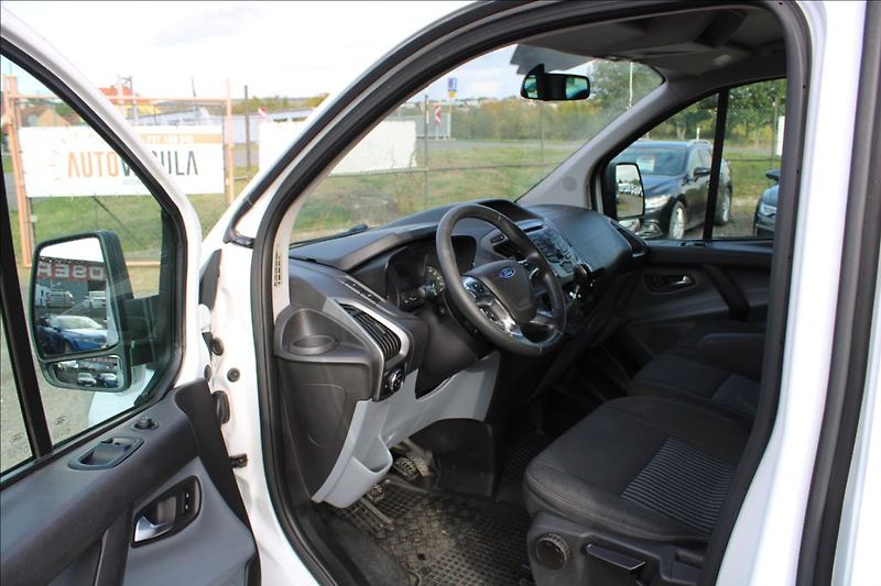 Ford Transit Custom 2,2 TDCi  9 - míst, DPH, KLIMA - fotka 9 z 31