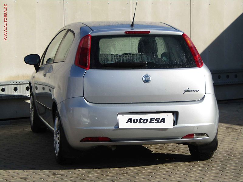 Fiat Grande Punto (2006) 1.2i, 2.maj,ČR, STK6/28 - fotka 7 z 18