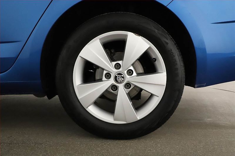 Škoda Octavia (2020) Style 1.6 TDI, ČR,1.maj - fotka 12 z 15