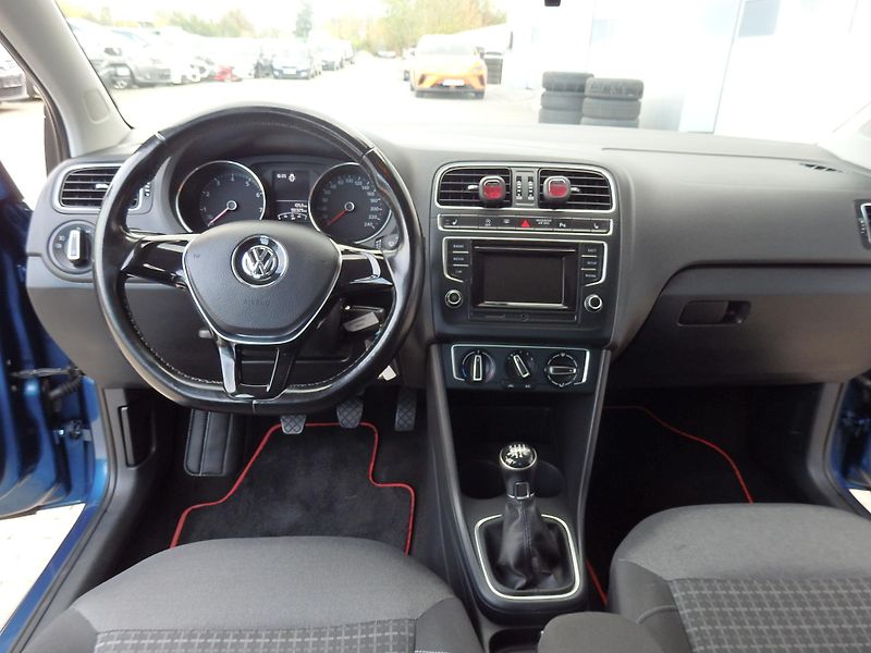 Volkswagen Polo 1.2 TSI COMFORTLINE, PANORAMA - fotka 11 z 28