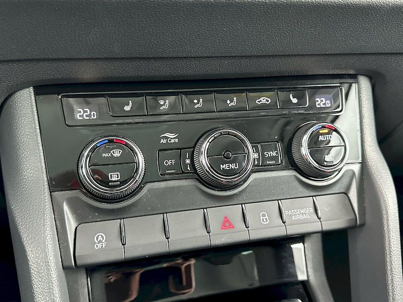 Škoda Karoq (2024) 2.0TDI 85kW Selection - fotka 18 z 27