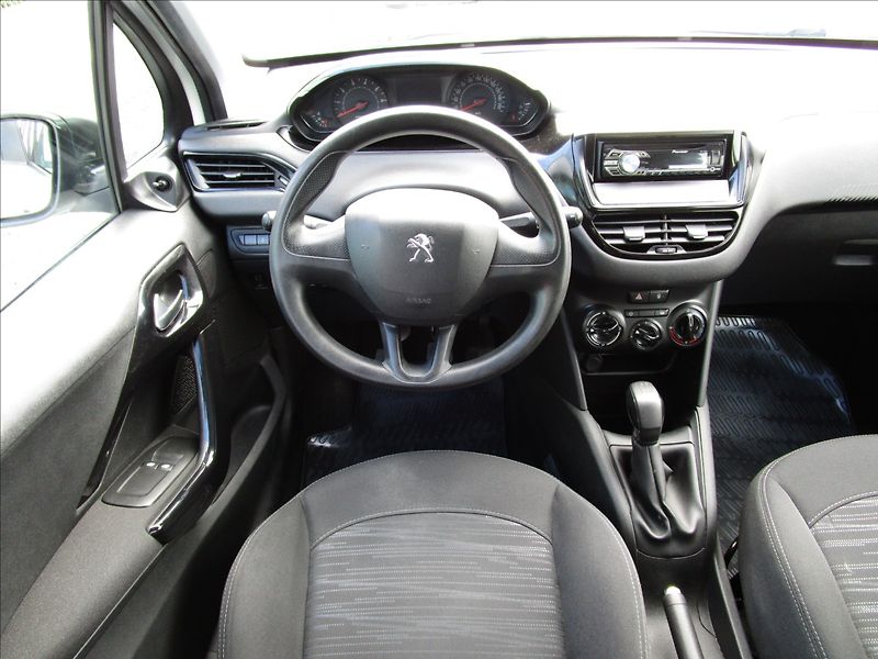 Peugeot 208 1.0i - fotka 8 z 40