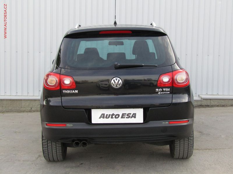 Volkswagen Tiguan (2008) 2.0 TDi 4x4, ČR, Sport - fotka 5 z 14