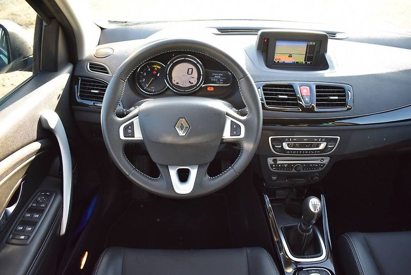 Renault Mégane 1,9 DCi BOSE,96KW,NAVI,PĚKNÝ - fotka 10 z 17