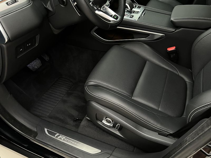 Jaguar F-Pace D200 R-DYNAMIC S AWD AUT - fotka 16 z 44