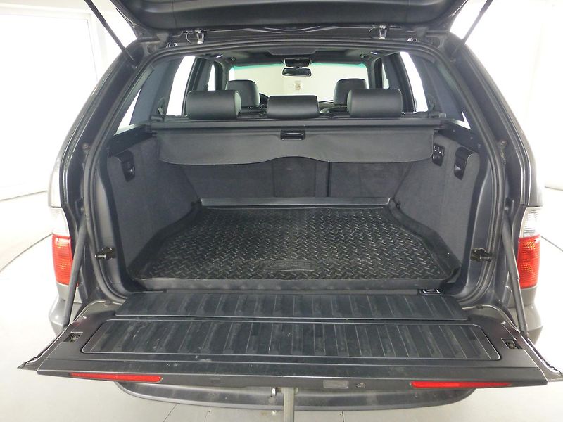 BMW X5 (2006) 3,0D*XENON**KAMERA**PANORAMA - fotka 33 z 35