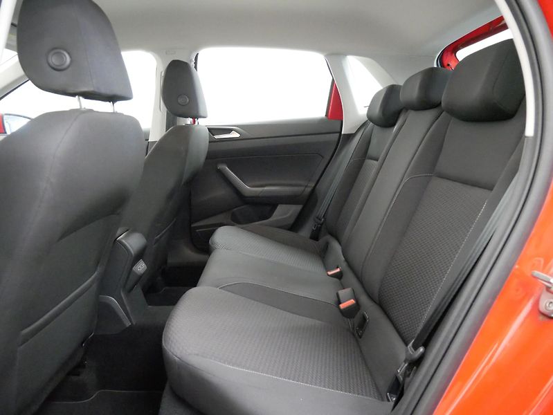 Volkswagen Polo - fotka 31 z 32