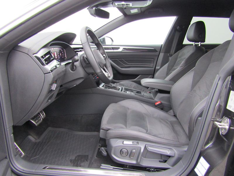 Volkswagen Arteon Shooting Brake R-Line 2,0 TDI DSG 4MOTION - fotka 18 z 30