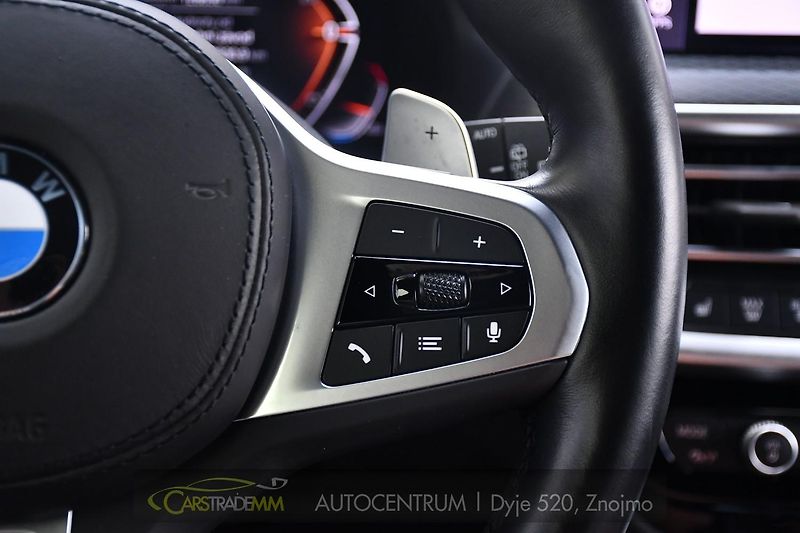 BMW X3 xDrive30d M-SPORT 1M ČR - fotka 28 z 54