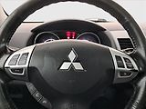 Mitsubishi Outlander (2011) 2.2 DI-D, 7 míst, Navi - náhled 16