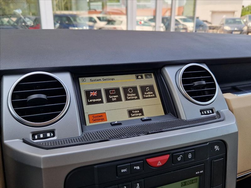 Land Rover Discovery 2,7 TDI 140kW TAŽNÉ HARMANKARD - fotka 28 z 35
