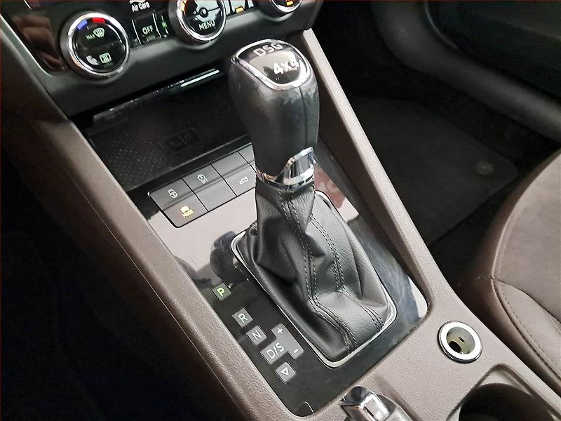 Škoda Octavia (2018) Laurin&Klement 2.0 TDI, 4X4 - fotka 13 z 17