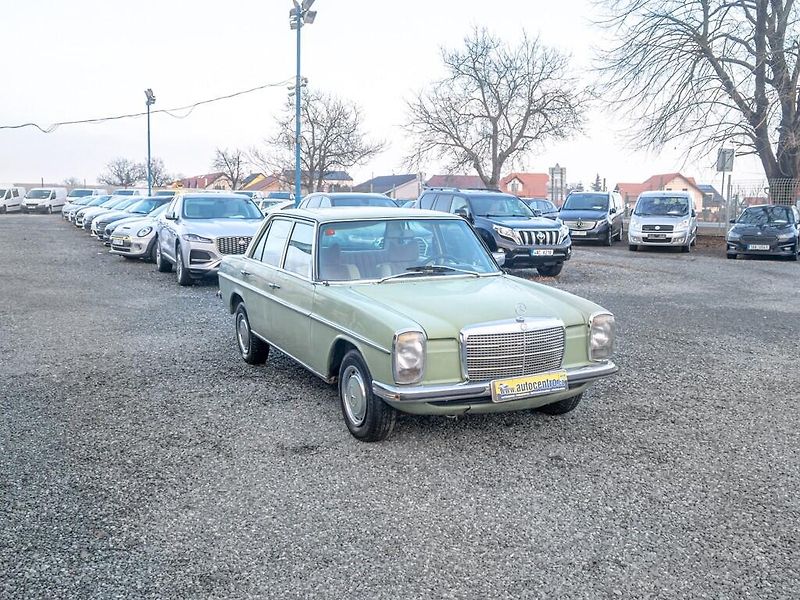 Mercedes-Benz Třídy E (1978) 240D W115 1978 - ŠPANĚL - fotka 3 z 21