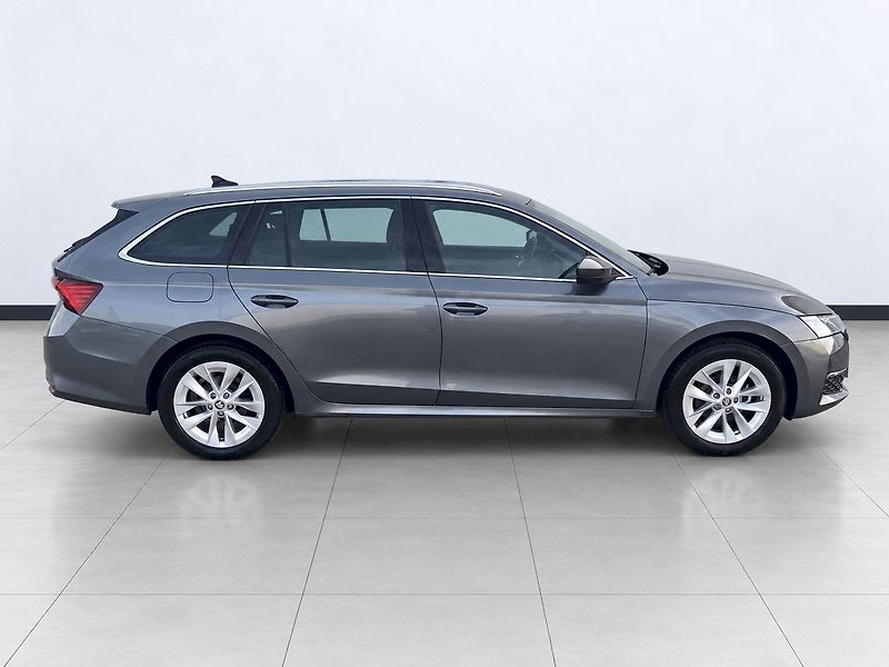 Škoda Octavia (2024) COMBI TOP SELECTION 2,0 TDI 85 - fotka 9 z 34