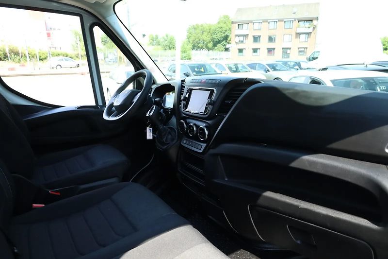 Iveco Ostatní 35 S L4H2 Automat Kamera Klima - fotka 10 z 19