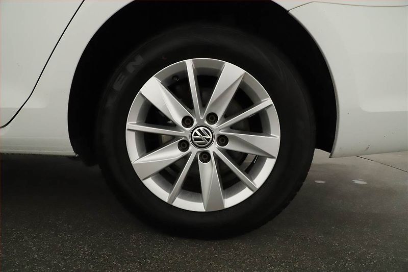 Volkswagen Golf (2019) 1.6 TDI, Tempomat - fotka 18 z 18