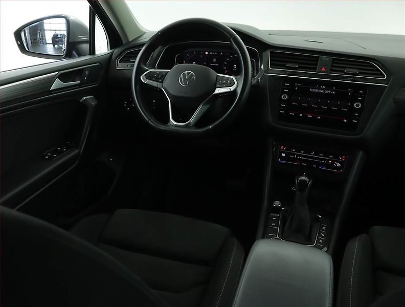 Volkswagen Tiguan (2023) Elegance 2.0 TDI - fotka 7 z 18