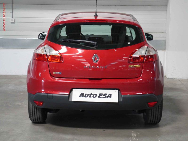 Renault Mégane (2010) 1.5 dCi, 2.maj,ČR, AC, temp - fotka 5 z 19