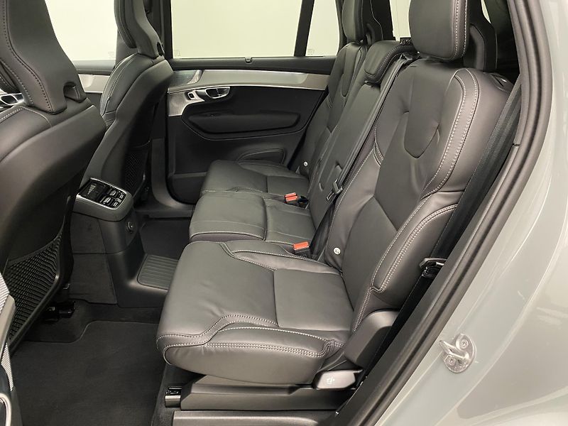 Volvo XC90 (2025) T8 AWD RECHARGE BLACK EDITION  - fotka 6 z 80