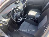 Kia Ceed (2013) 1.4i, ČR, AC, tempo - náhled 2