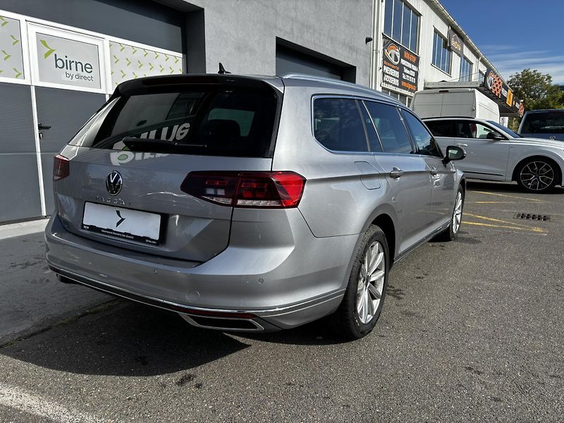 Volkswagen Passat (2023) Variant Elegance 2.0 TDI  - fotka 3 z 12