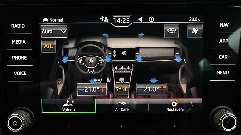 Škoda Kodiaq 2.0 TSI DSG 4x4 RS - fotka 29 z 32
