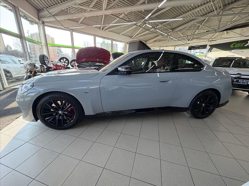BMW Řada 2 3,0   M240i X-Drive - fotka 9 z 30