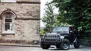 Jeep Wrangler bychom tu asi nečekali. Extravagantní úprava od Kahn na sedmém místě už nás ale nepřekvapuje.