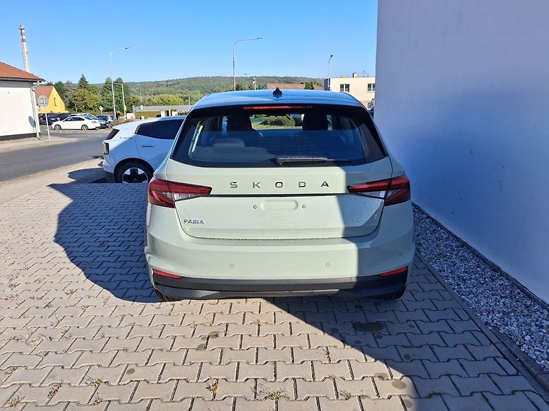Škoda Fabia Classic 1,0TSI 70kW - fotka 6 z 11
