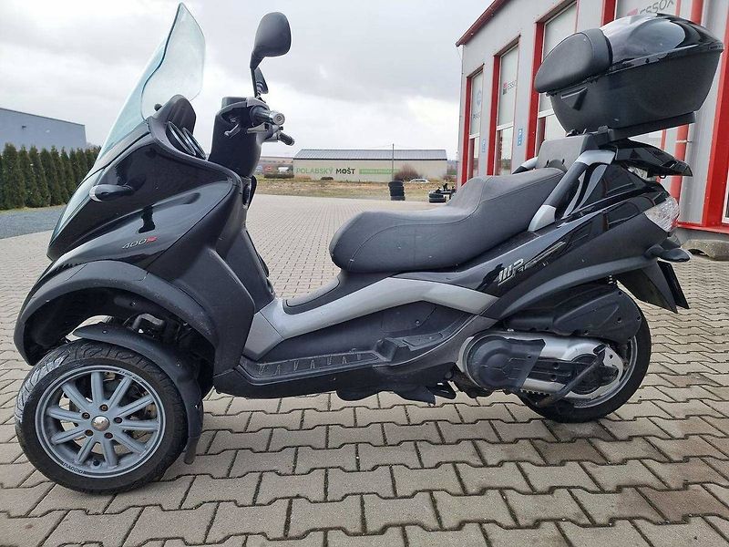 Piaggio MP3 400 LT (2010) - fotka 16 z 19