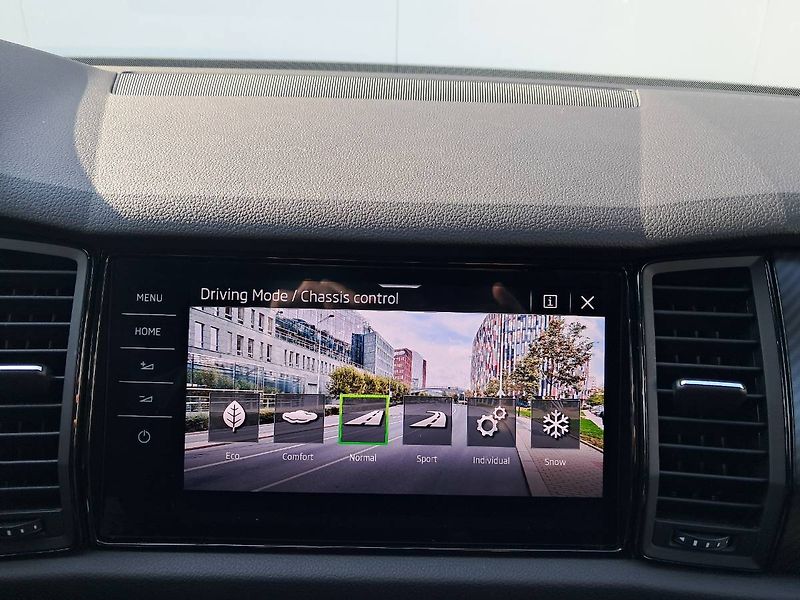 Škoda Kodiaq (2020) SportLine 2.0 TDI / 147 kW 4x4 - fotka 12 z 32