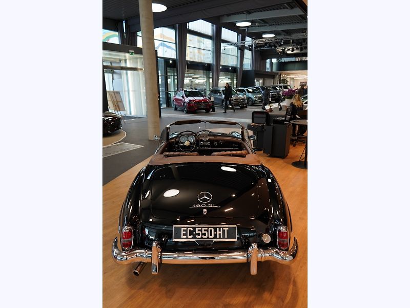 Mercedes-Benz 190 SL (W121) - fotka 7 z 14