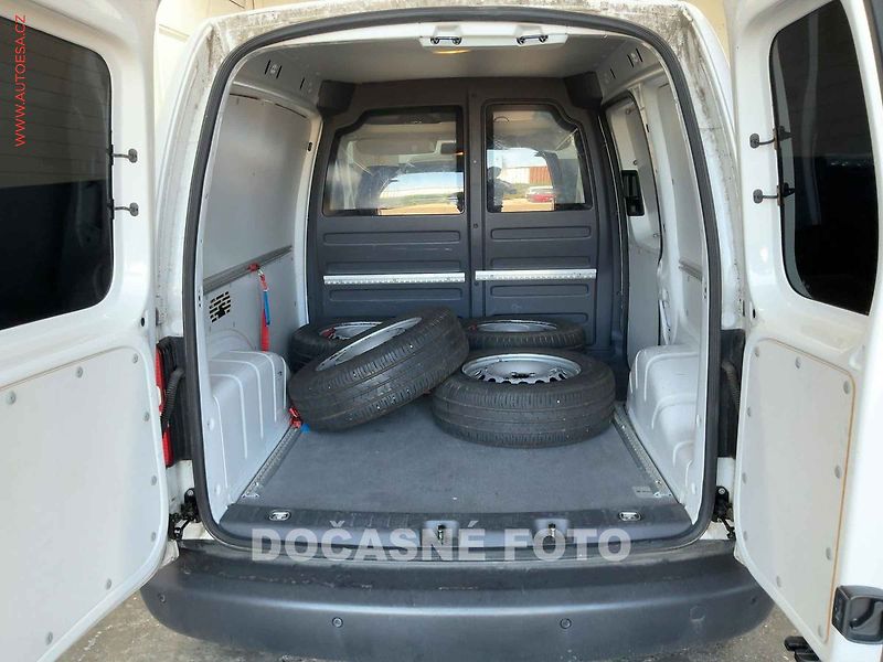 Volkswagen Caddy (2014) 1.6TDi, AC, +kola - fotka 7 z 12