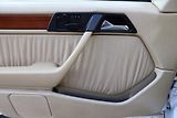 Mercedes-Benz 124 W124 320 E Sedan (1993) - náhled 27