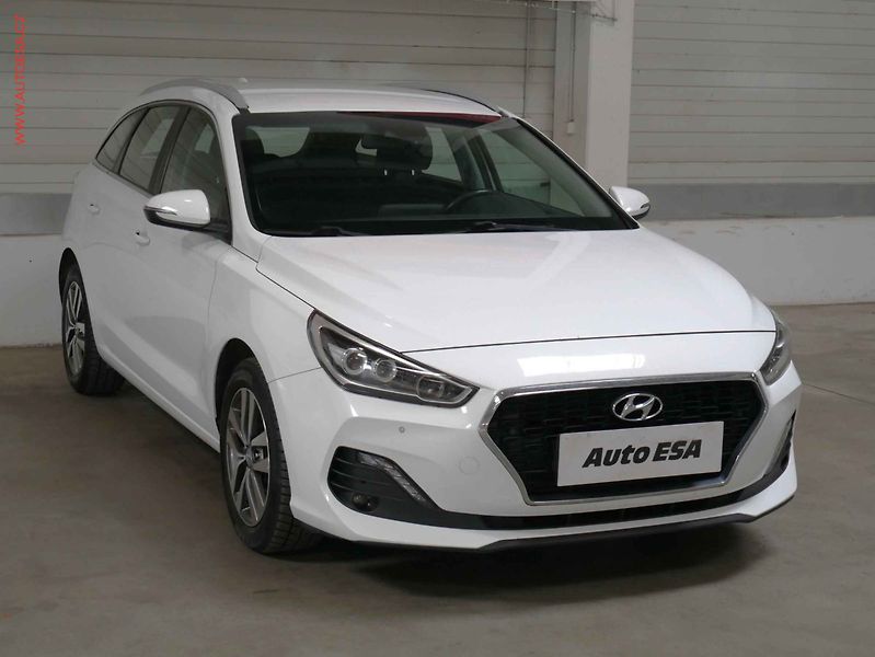 Hyundai i30 (2020) 1.6 CRDi, ČR, Style, navi - fotografie inzerátu