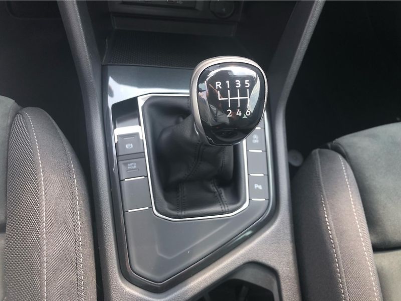 Volkswagen Tiguan 1,5 TSI - fotka 20 z 29