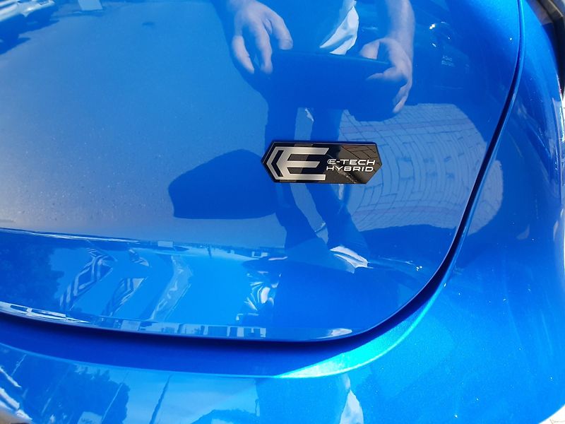 Renault Rafale (2026) esprit Alpine hybrid 200 - fotka 9 z 18
