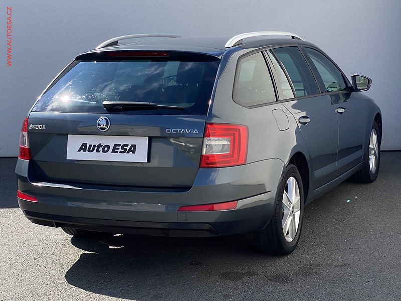 Škoda Octavia (2016) 1.6 TDi, ČR, Ambition Fresh - fotka 4 z 17