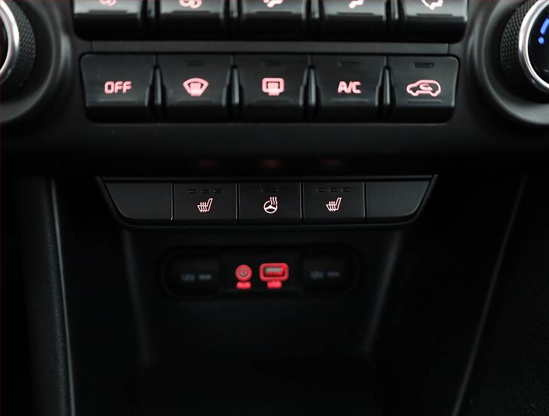 Kia Sportage (2016) 2.0 CRDi, 4X4, Serv.kniha - fotka 12 z 19