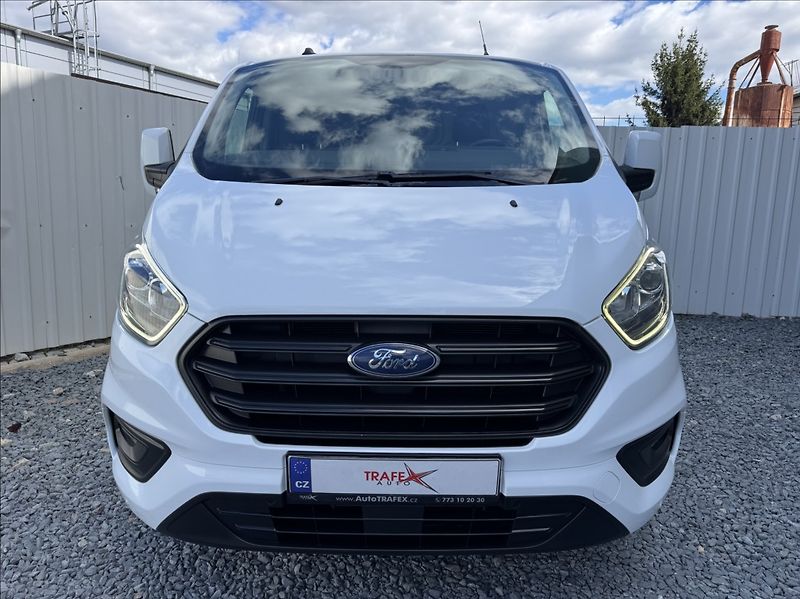Ford Transit Custom 2,0 TDCi L1H1 DPH 1.maj ČR - fotka 2 z 50