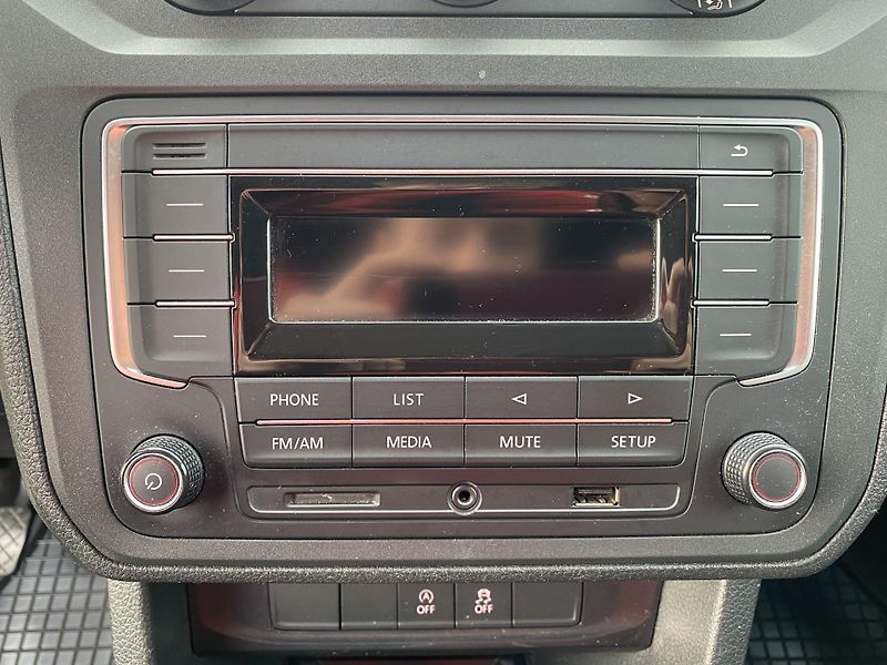 Volkswagen Caddy (2019) 1.2TSi,KLIMA, NAJ.125TIS.KM - fotka 24 z 42