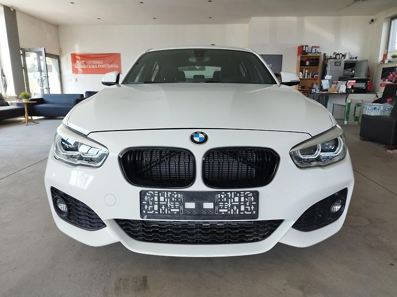 BMW Řada 1 (2017) 120I,135KW,MANUÁL.ALU,NAVI - fotka 2 z 29