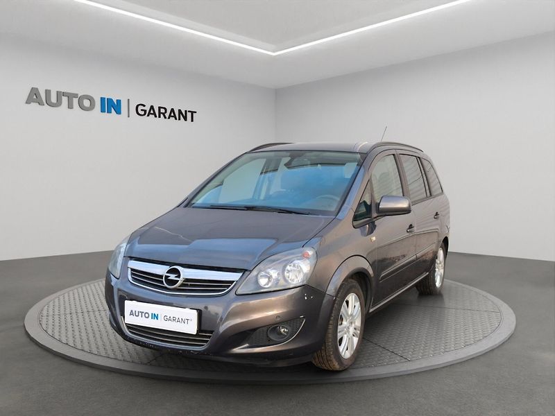 Opel Zafira (2011) 1.6 85kw, ČR, 1.maj, tažné - fotografie inzerátu
