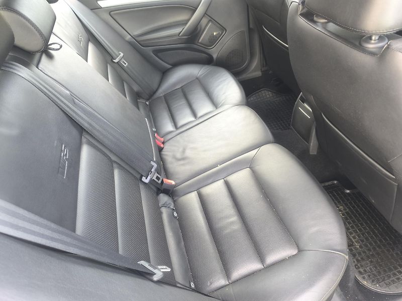 Škoda Octavia RS,KRÁSNÁ,100TKM,SERVISKA,1MAJ - fotka 9 z 30