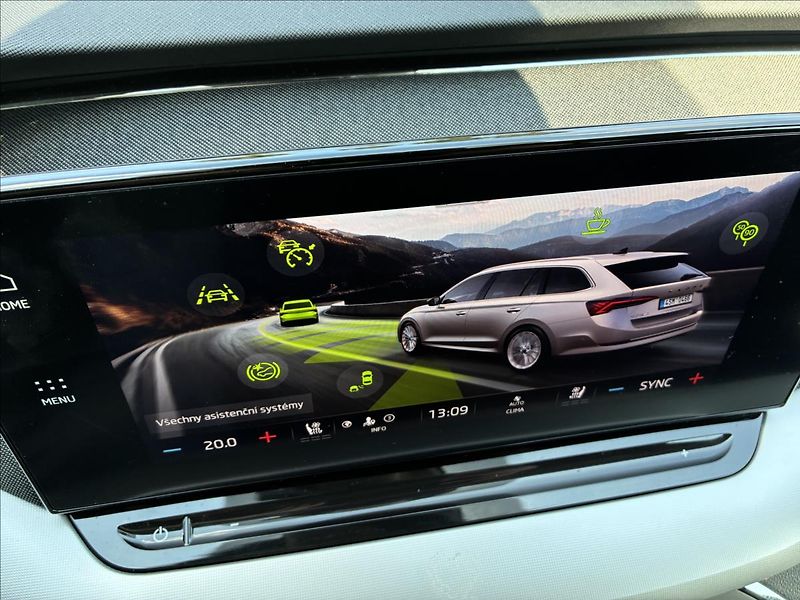 Škoda Octavia 2,0 TAŽNÉ,KŮŽE,HEAD-UP - fotka 35 z 38