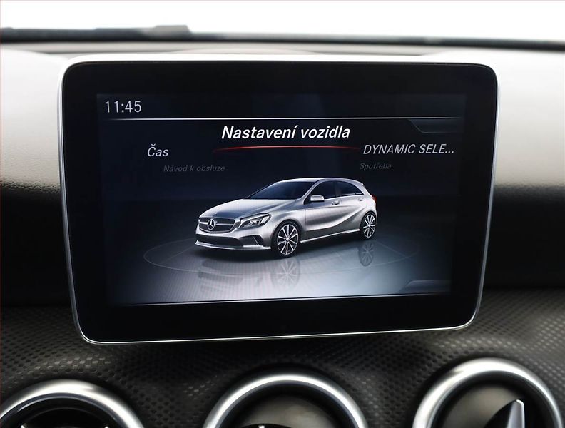 Mercedes-Benz Třídy A (2016) A 180 d, Automat, Kůže - fotka 15 z 20