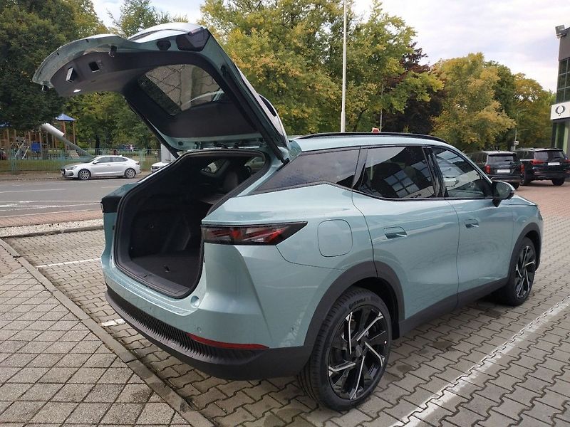 Omoda 7 1.5T PHEV Premium, AT, SKLADEM - fotka 31 z 35