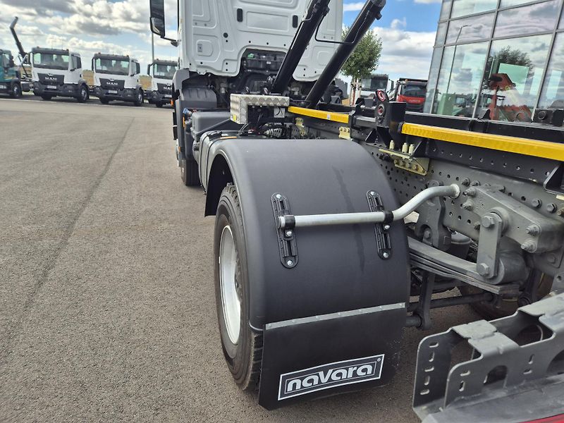 Mercedes-Benz Atego 1827 AROCS 4x4 KONTEJNEROVKA - fotka 7 z 31