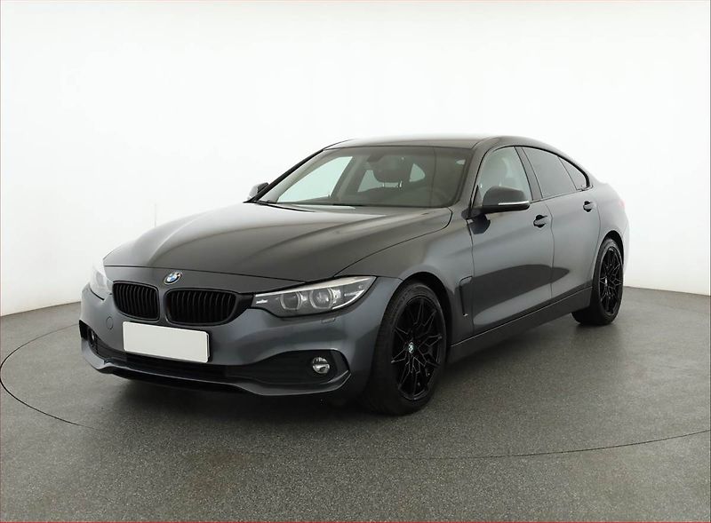 BMW Řada 4 (2018) 420d, Automat, Serv.kniha - fotka 2 z 19